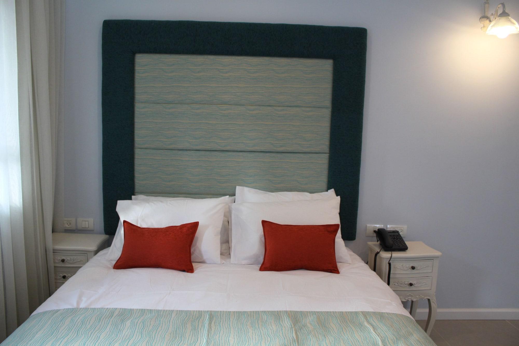 Bat Galim Boutique Hotel Haifa Bagian luar foto